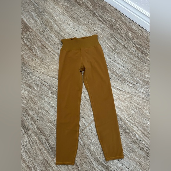 Vuori mustard Leggings - Picture 2 of 7